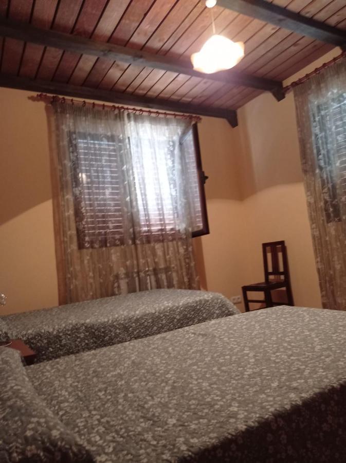 Casa Rural Khaleesi El Carpio de Tajo المظهر الخارجي الصورة